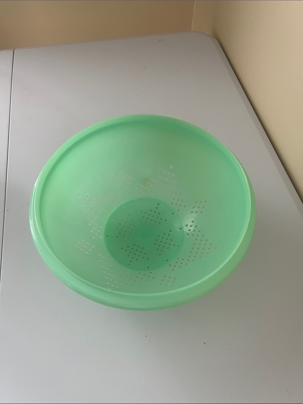 vintage Tupperware Mint Green Plastic Colander